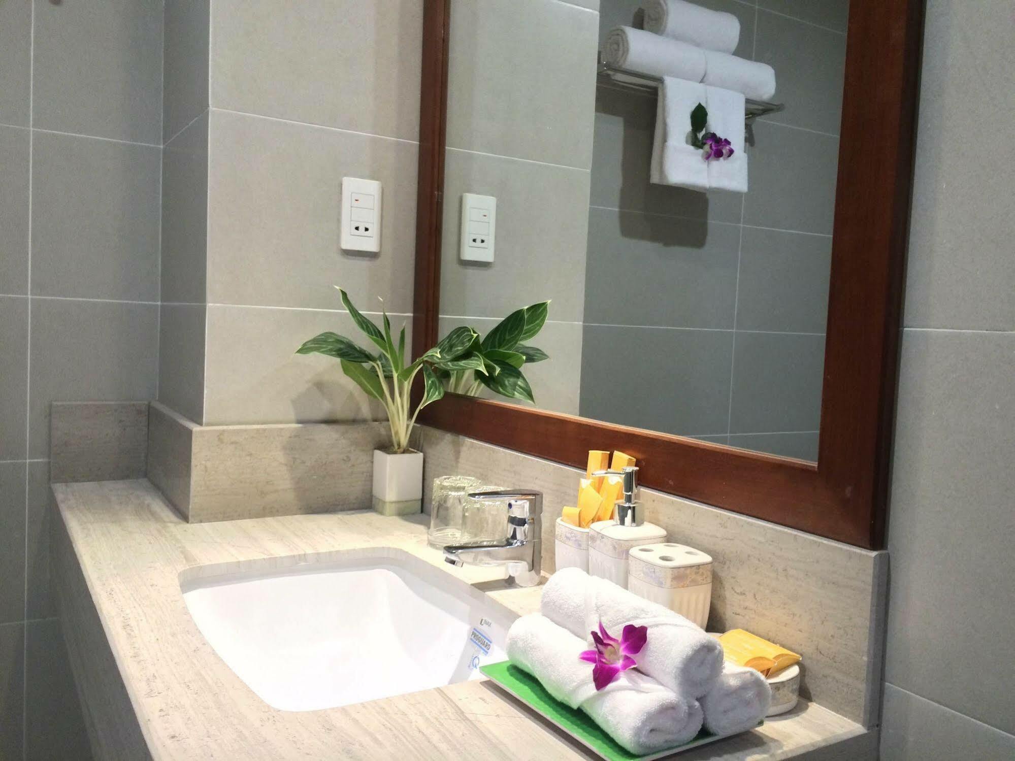 Ocean Flower Hotel Da Nang Eksteriør billede